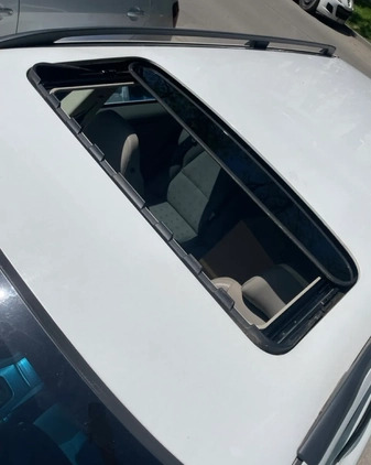 Volvo V70 cena 16900 przebieg: 303734, rok produkcji 2006 z Kraków małe 254
